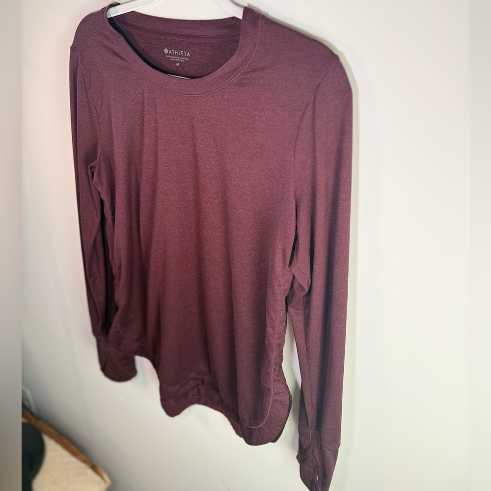 Athleta Womens Burgundy Long Sleeve Ruched Sides Shirt size Medium - Picture 4 of 14